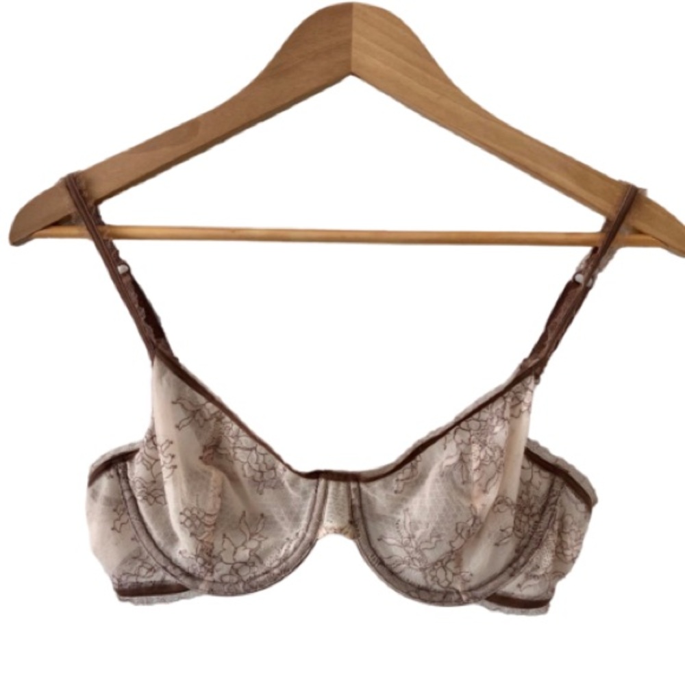 NWOT DKNY 34D Women’s beige and brown cocoa trim sexy underwire floral lace bra
